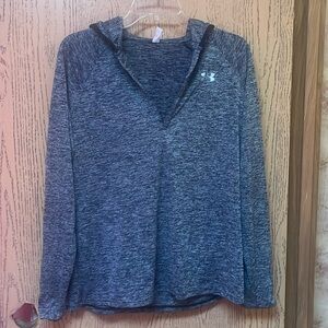 Under armour top